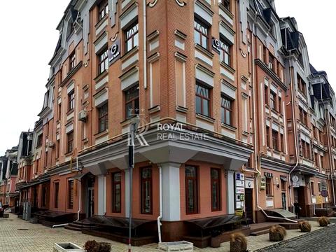 комерційна за адресою Київ, Воздвиженська вул., 22