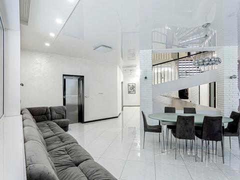 дом по адресу Київська вул.