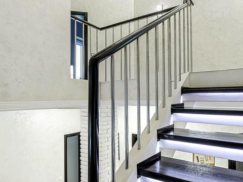 дом по адресу Київська вул.