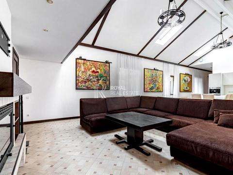 дом по адресу Святищенская ул.