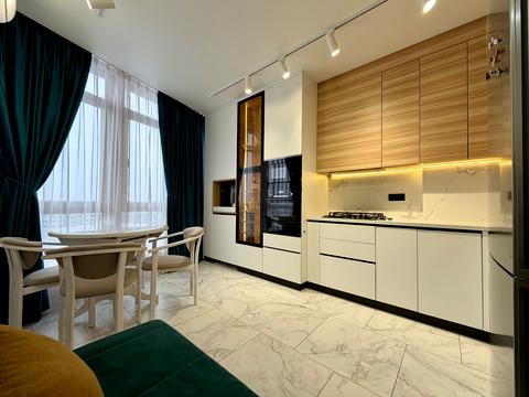 квартира за адресою Василя Симоненка вул., 12