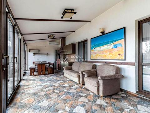 дом по адресу Святищенская ул.