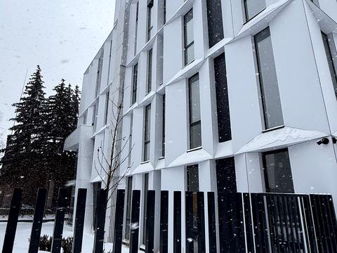 комерційна за адресою Львів, Угорська вул., 14