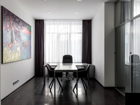 комерційна за адресою Київ, Ованеса Туманяна вул., 15-А