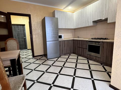 квартира за адресою Височана вул., 18