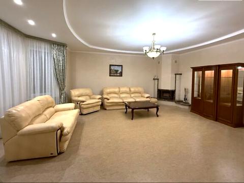 будинок за адресою смт. Козин, Київська вул.