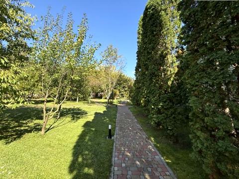 будинок за адресою смт. Козин, Київська вул.