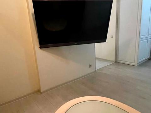 квартира за адресою Патріарха Мстислава Скрипника вул., 40