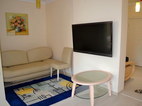 квартира за адресою Патріарха Мстислава Скрипника вул., 40