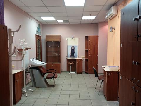 комерційна за адресою Сержа Лифаря вул. (Олександра Сабурова), 1