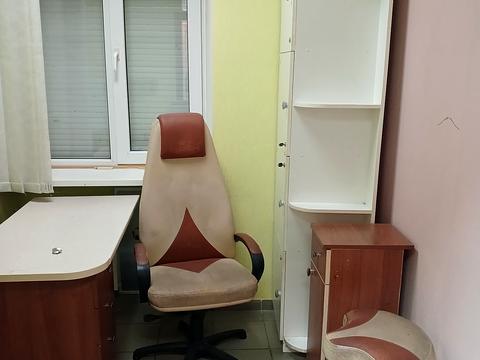 комерційна за адресою Сержа Лифаря вул. (Олександра Сабурова), 1