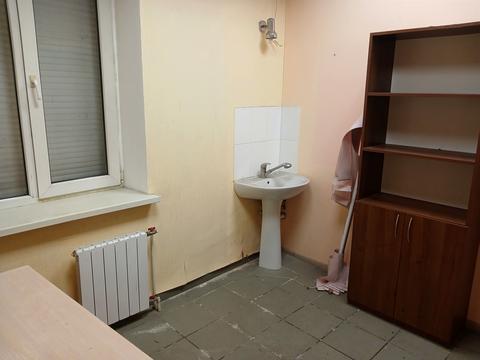 комерційна за адресою Сержа Лифаря вул. (Олександра Сабурова), 1