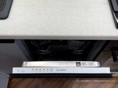 квартира за адресою Щаслива вул., 65