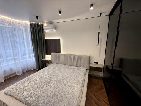 квартира за адресою Щаслива вул., 65