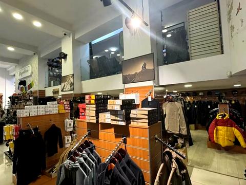 комерційна за адресою Київ, Берестейський просп. (Перемоги), 18