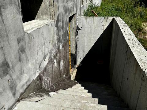 комерційна за адресою Левка Лук'яненка вул. (Жовтнева), 7