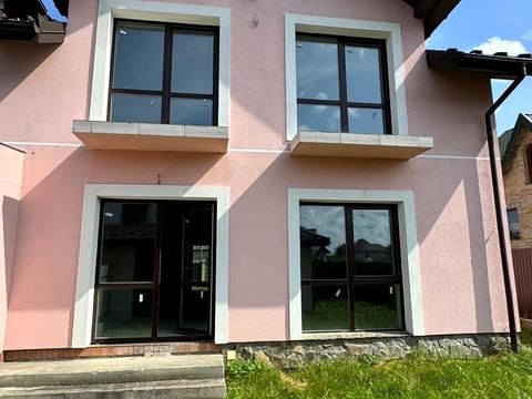 будинок за адресою Івана Миколайчука вул., 22; 22а