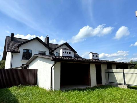 будинок за адресою Івана Миколайчука вул., 22; 22а