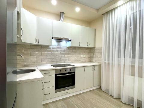 квартира за адресою Ревуцького вул., 40-Г