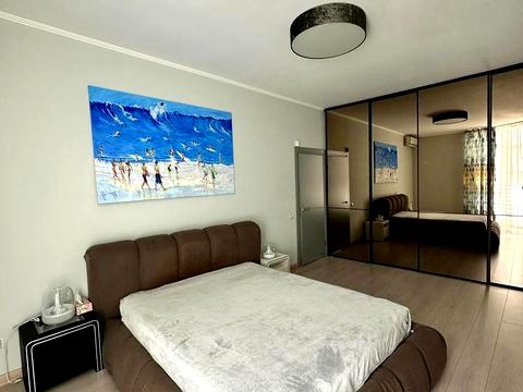 квартира за адресою Володимира Івасюка просп. (Героїв Сталінграду), 8