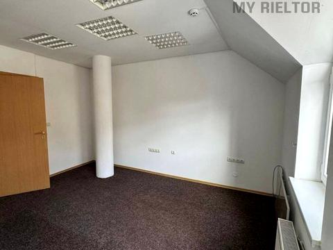 комерційна за адресою Мукачівська вул., 115