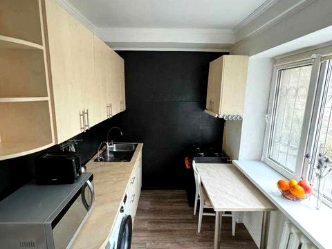 квартира за адресою Академіка Доброхотова вул., 6