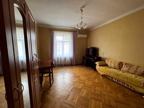 квартира по адресу Менцинского ул., 7