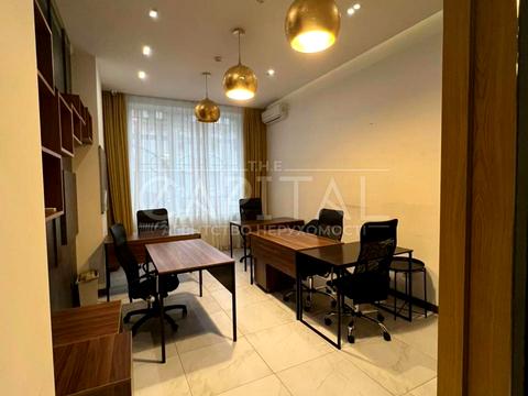 комерційна за адресою Київ, Полтавська вул., 12