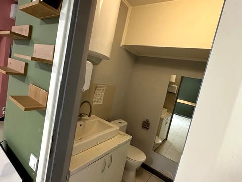 комерційна за адресою Соборна вул., 105/3