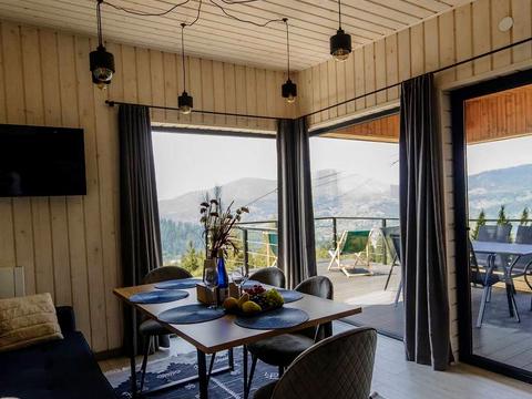 комерційна за адресою Лесі Українки вул., 14