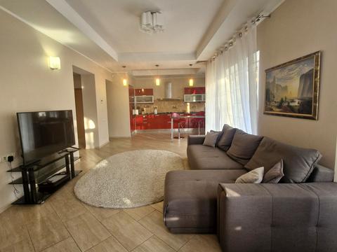 будинок за адресою Квітнева вул.