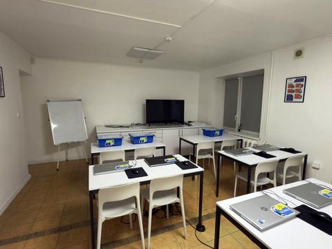 коммерческая по адресу Петра Панча ул., 13