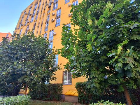 квартира за адресою Регенераторна вул., 4 к7