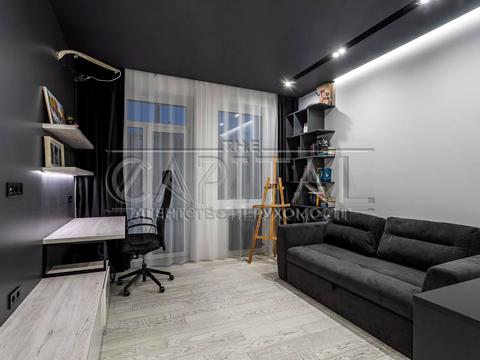 квартира за адресою Лаврська вул. (Січневого Повстання), 6