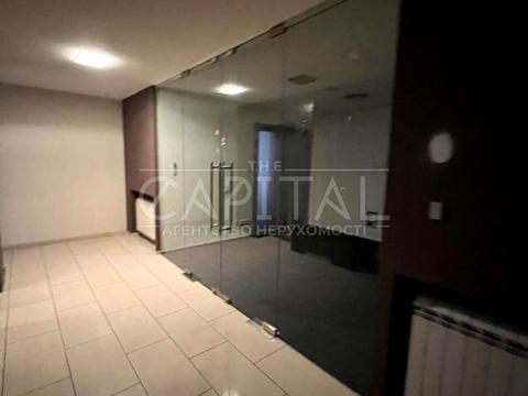 комерційна за адресою Олеся Гончара вул., 23а