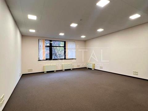 комерційна за адресою Олеся Гончара вул., 23а