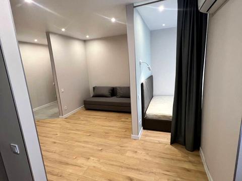 квартира за адресою Дніпровська набережна вул., 17-К