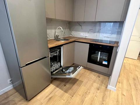 квартира за адресою Дніпровська набережна вул., 17-К