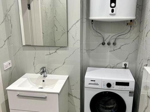 квартира за адресою Дніпровська набережна вул., 17-К