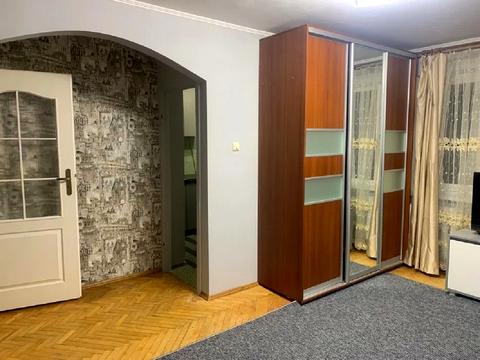 квартира за адресою Дмитра Яворницького вул. (), 11