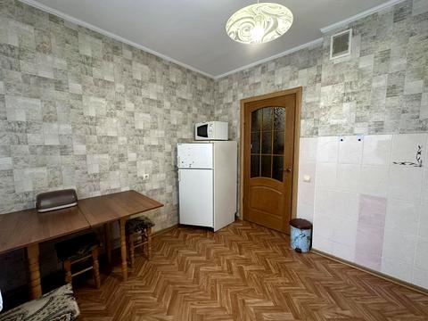 квартира за адресою Віктора Чукаріна вул., 1