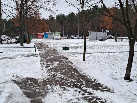 комерційна за адресою Київ, Космонавта Поповича вул. (Космонавта Волкова), 16