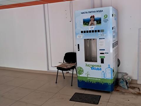 комерційна за адресою Київ, Космонавта Поповича вул. (Космонавта Волкова), 16