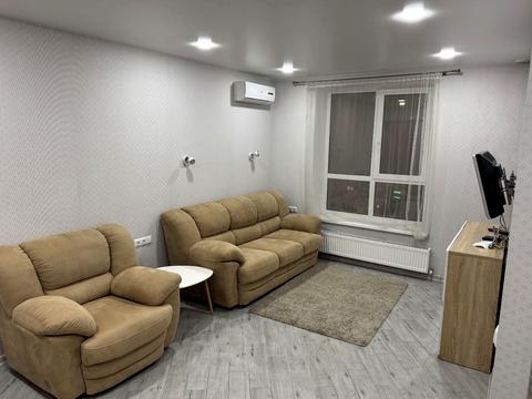 квартира за адресою Героїв Небесної Сотні просп., 18/2