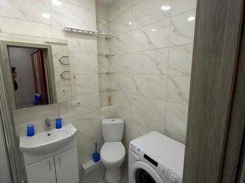 квартира за адресою Героїв Небесної Сотні просп., 18/2