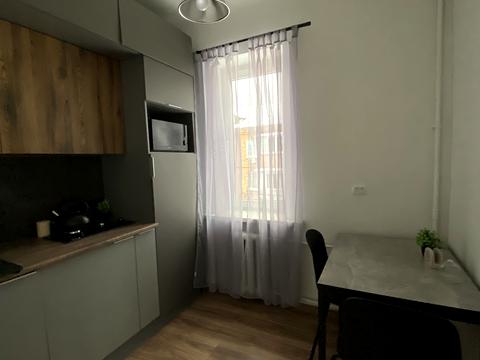 квартира за адресою Межова вул., 10