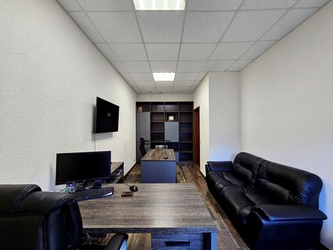 комерційна за адресою Ракетна вул., 24