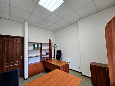 комерційна за адресою Ракетна вул., 24