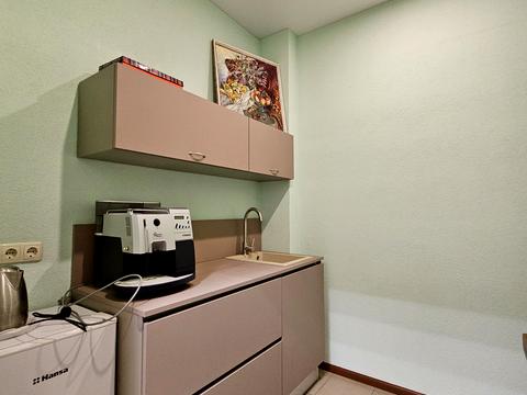 комерційна за адресою Ракетна вул., 24