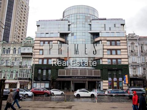 комерційна за адресою Велика Васильківська вул. (Червоноармійська), 62/64